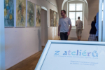 Z ATELIÉRŮ<br>Unie výtvarných umělců pardubického regionu a hostů